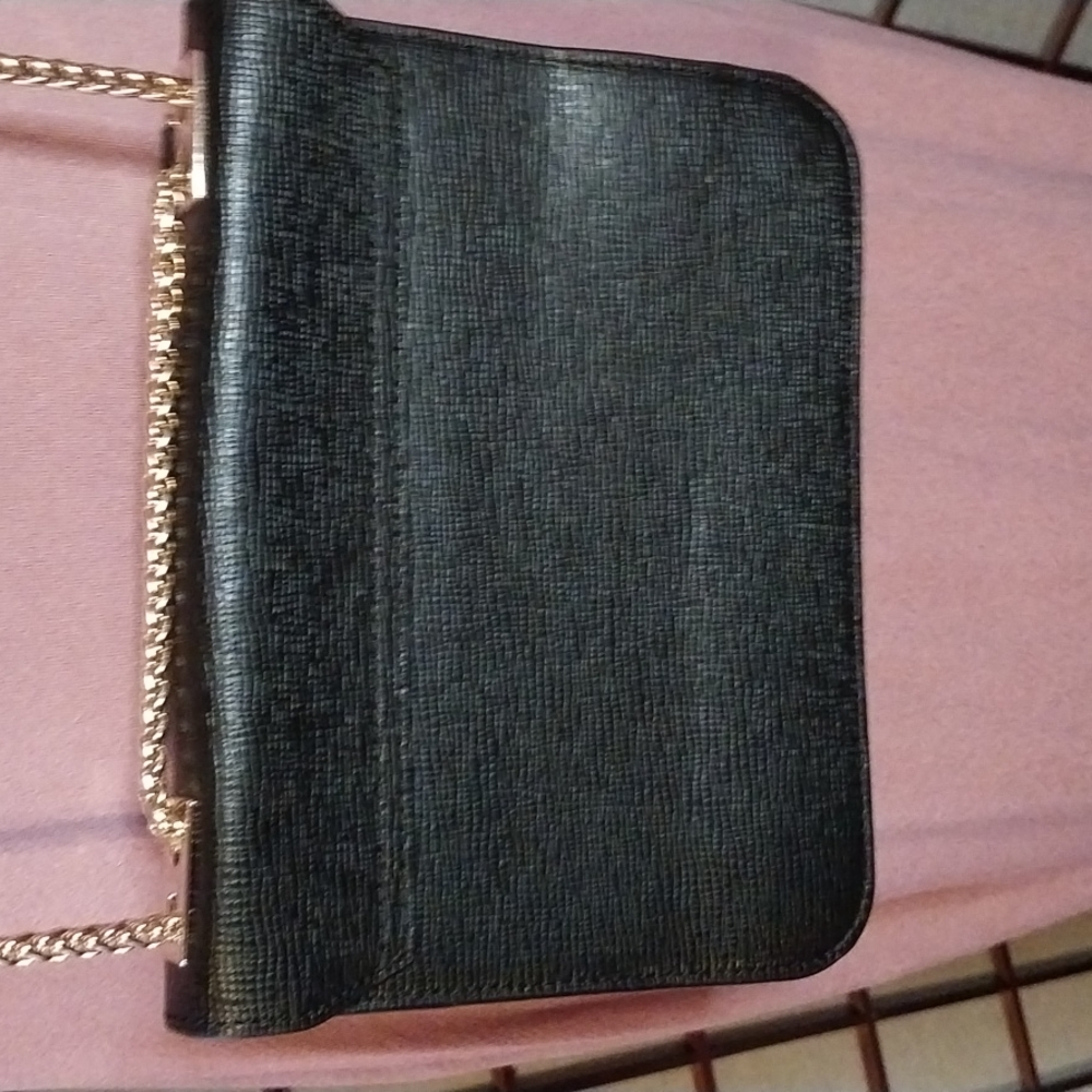 Sold #113 EXQUISITE HENRY BENDEL SMALL PURSE - Picture 4 of 16